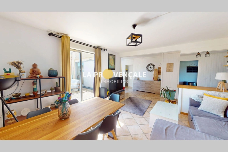 2 - apartment for sale in gardanne bouches-du-rhône france