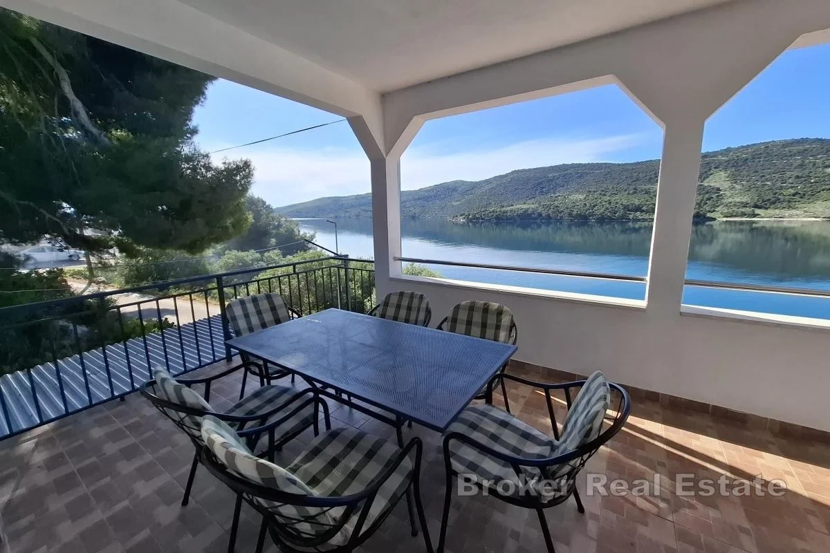 2 - venta casa vista al mar marina split-dalmacia croacia