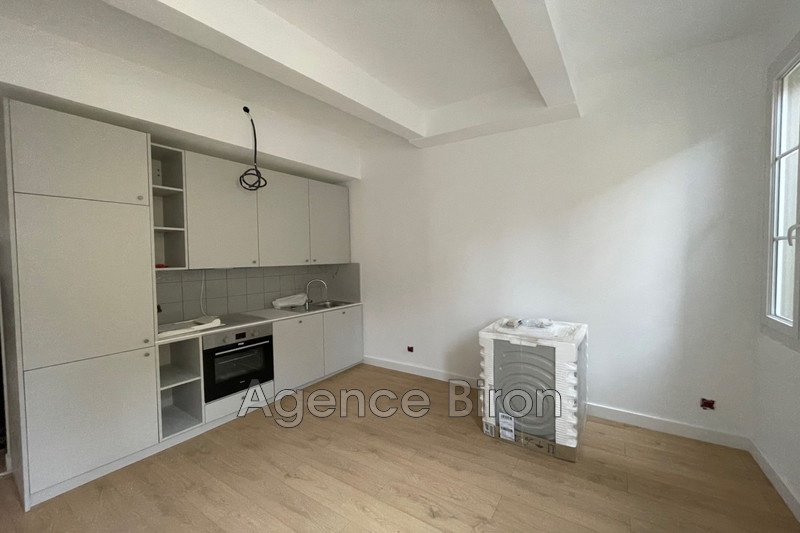 2 - vente appartement aix-en-provence bouches-du-rhône france