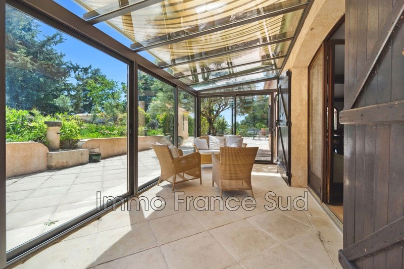 2 - venta casa tourtour var francia