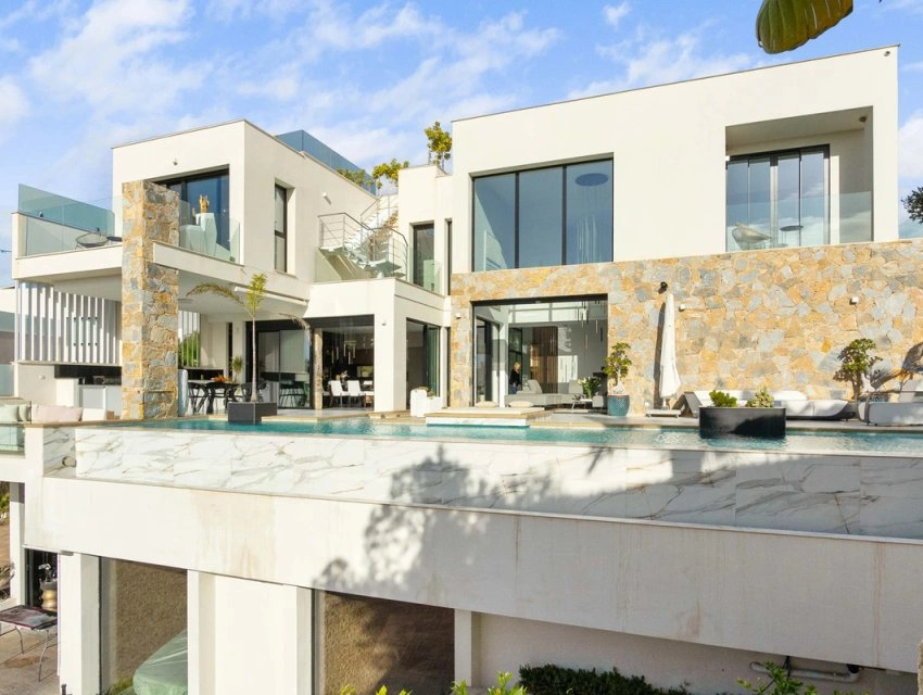 2 - verkoop villa aan het water orihuela valencian community spanje