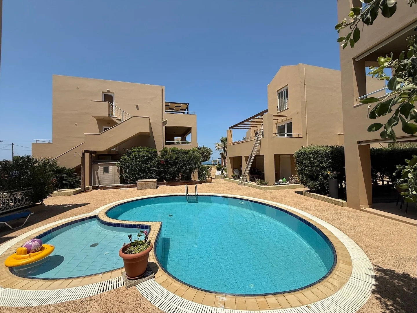 1 - vente appartement vue mer máleme crète grèce