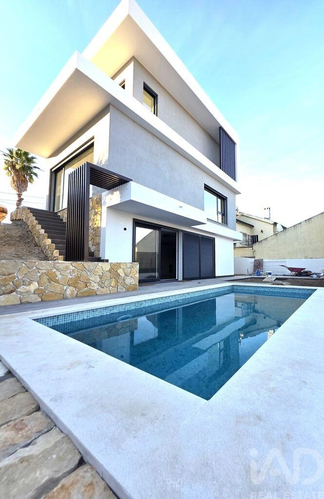 1 - venta villa charneca de caparica región de lisboa portugal