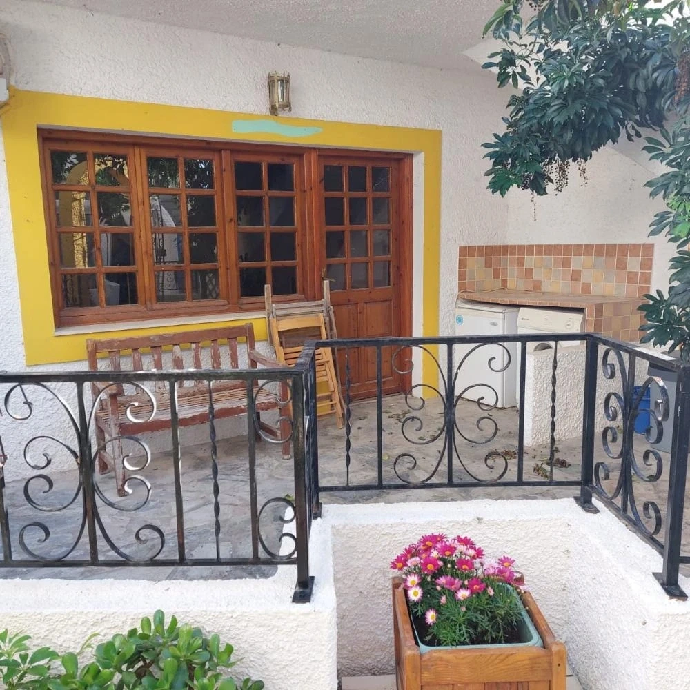 1 - vente maison petrás crète grèce