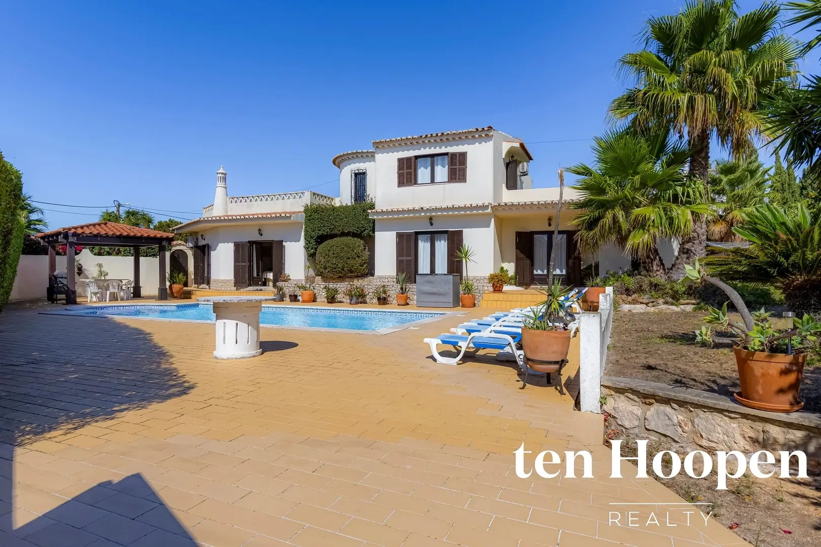 1 - house for sale in praia da luz algarve portugal