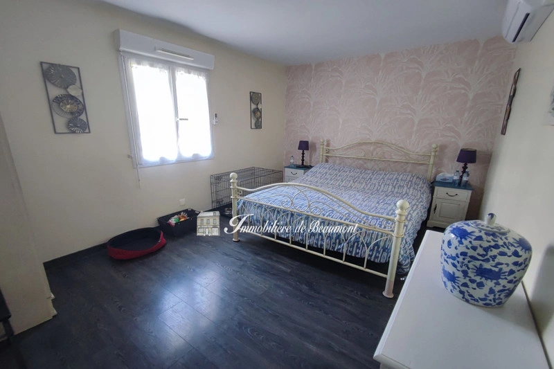 2 - house for sale in beaumont-le-roger eure france