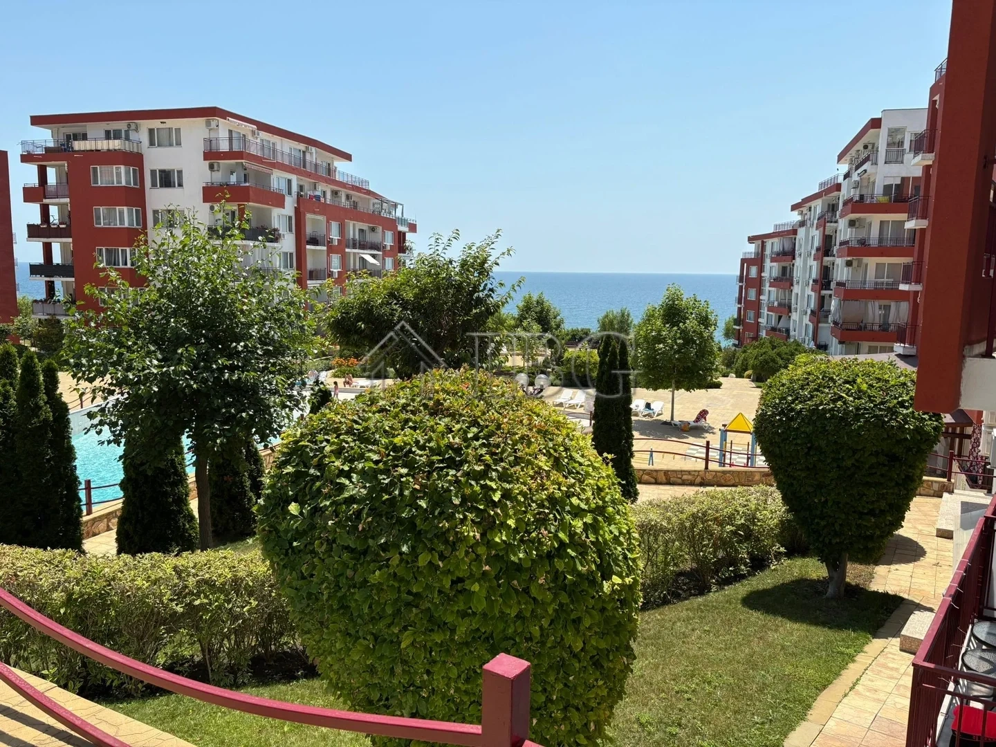 2 - продажа квартира burgas бургас болгария