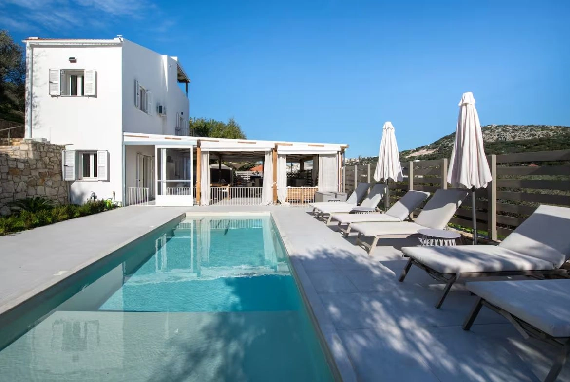 1 - vente villa vue mer almyrída crète grèce