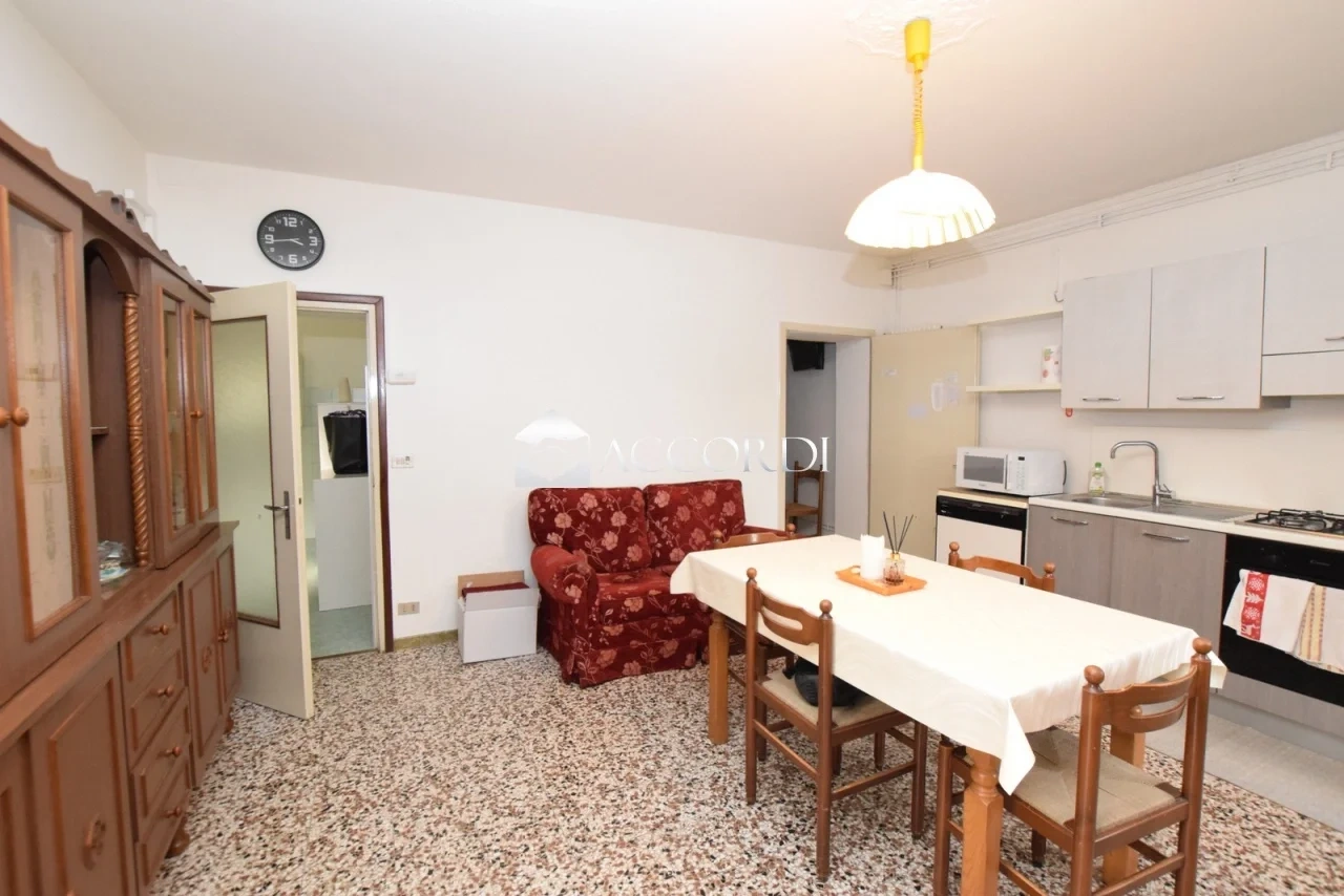 2 - house for sale in volpago del montello veneto italy