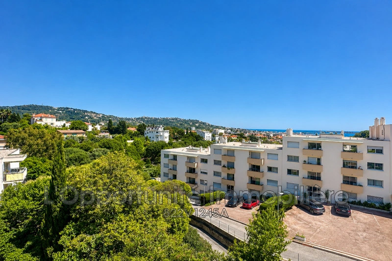 Apartamento vista al mar con terraza