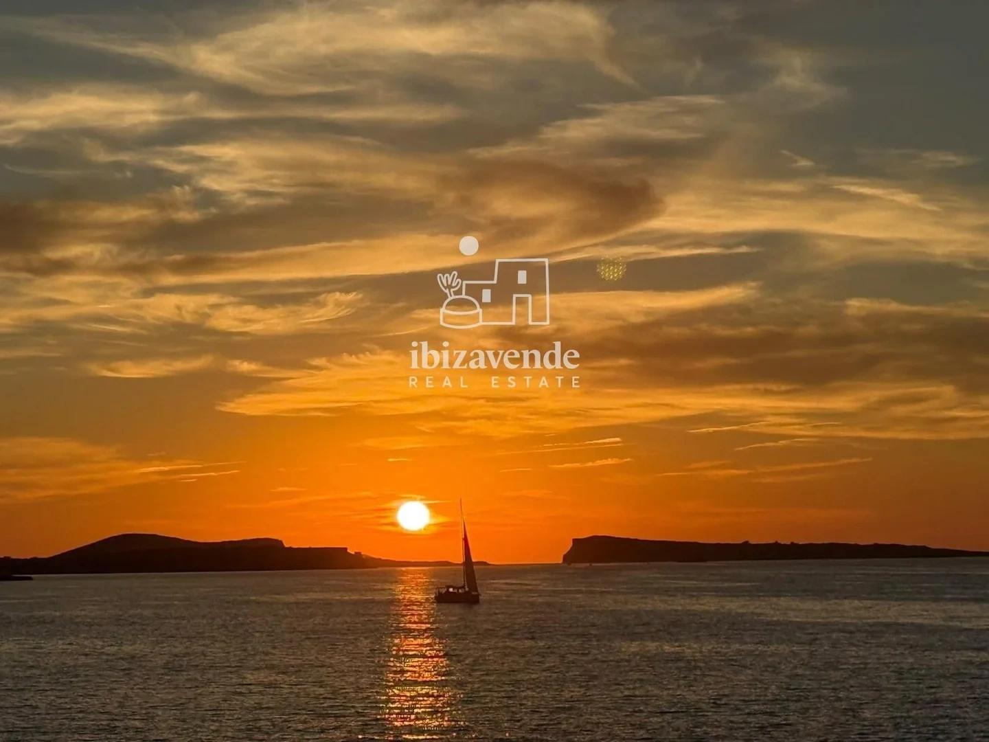 1 - vente appartement pieds dans l'eau sant josep de sa talaia ibiza - baléares espagne