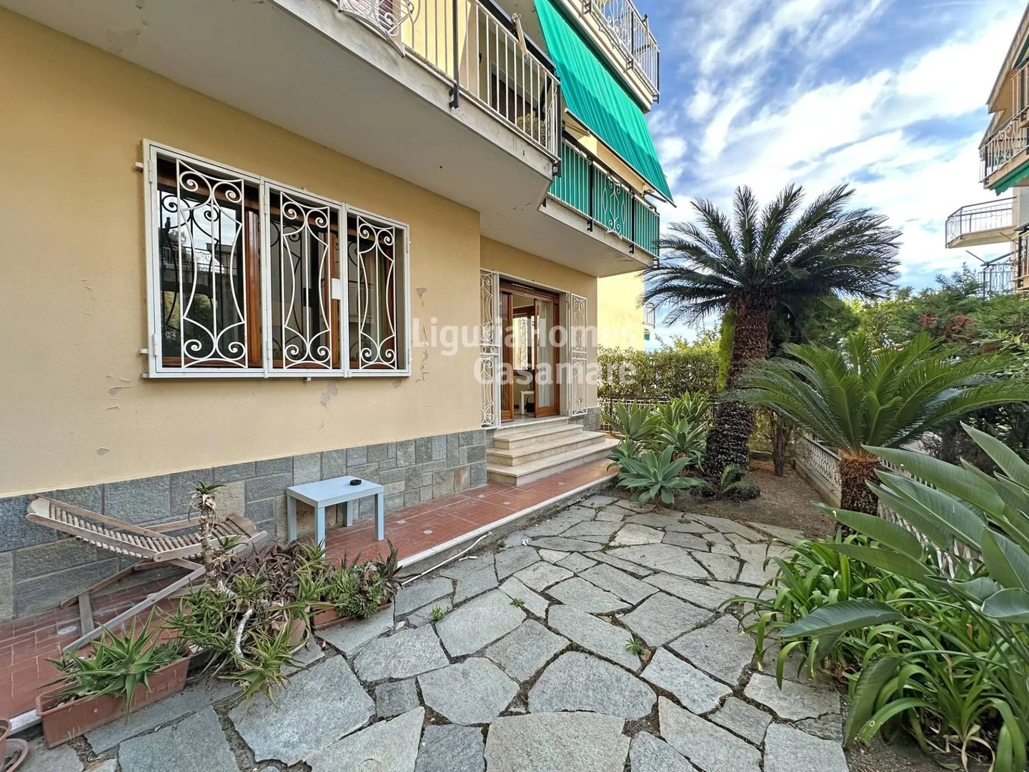 1 - venda apartamento a praia ao pé ospedaletti liguria itália