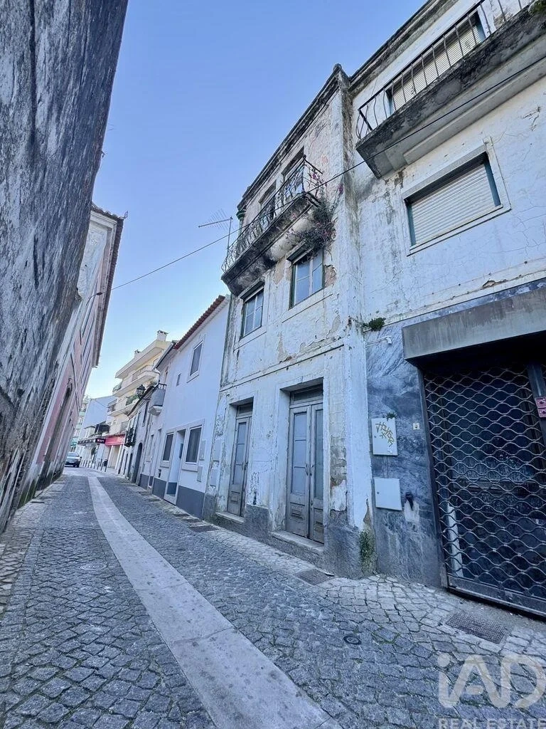 1 - building for sale in alenquer centro region portugal
