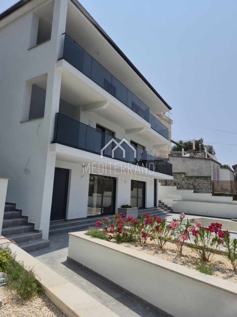 2 - venda casa rogoznica sibenik croácia