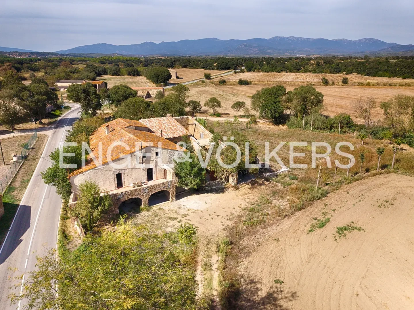 1 - verkoop huis peralada catalonia spanje