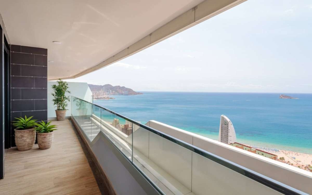 1 - sea view apartment for sale in benidorm - costa blanca valencian community spain