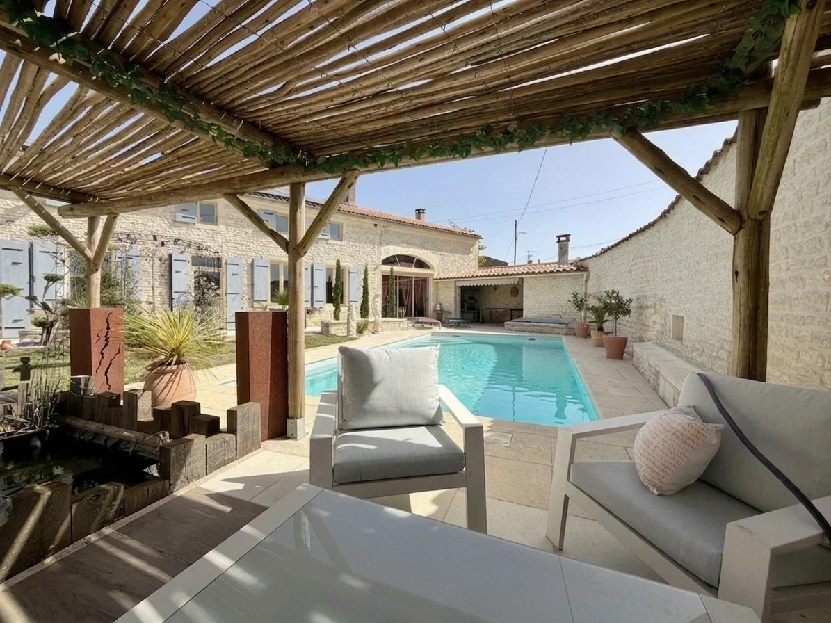Casa con piscina