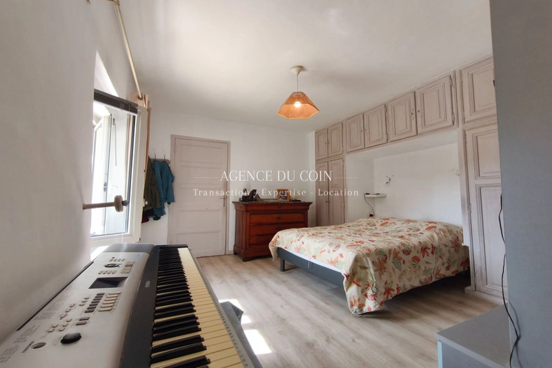 2 - house for sale in lorgues var france