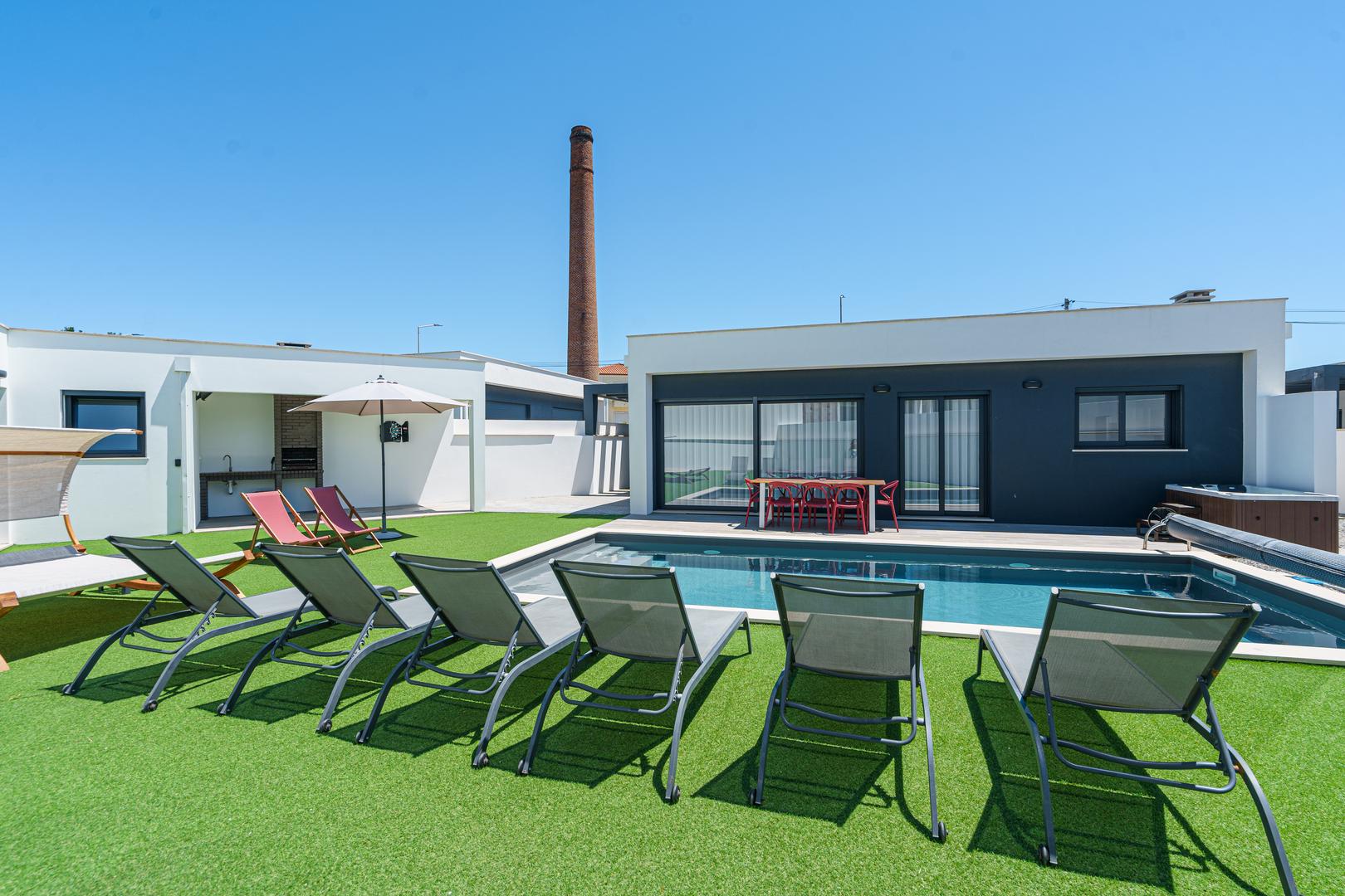 1 - beach walk house for vacation rentals in lourinhã centro region portugal