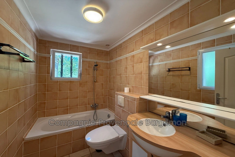 2 - vendita casa claviers var francia