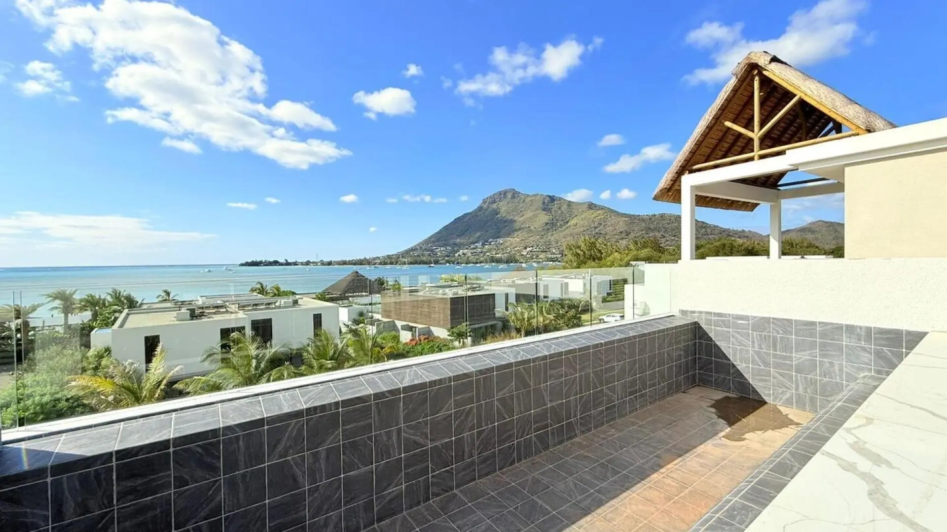 2 - verkauf wohnung direkt am wasser black river rivière noire mauritius