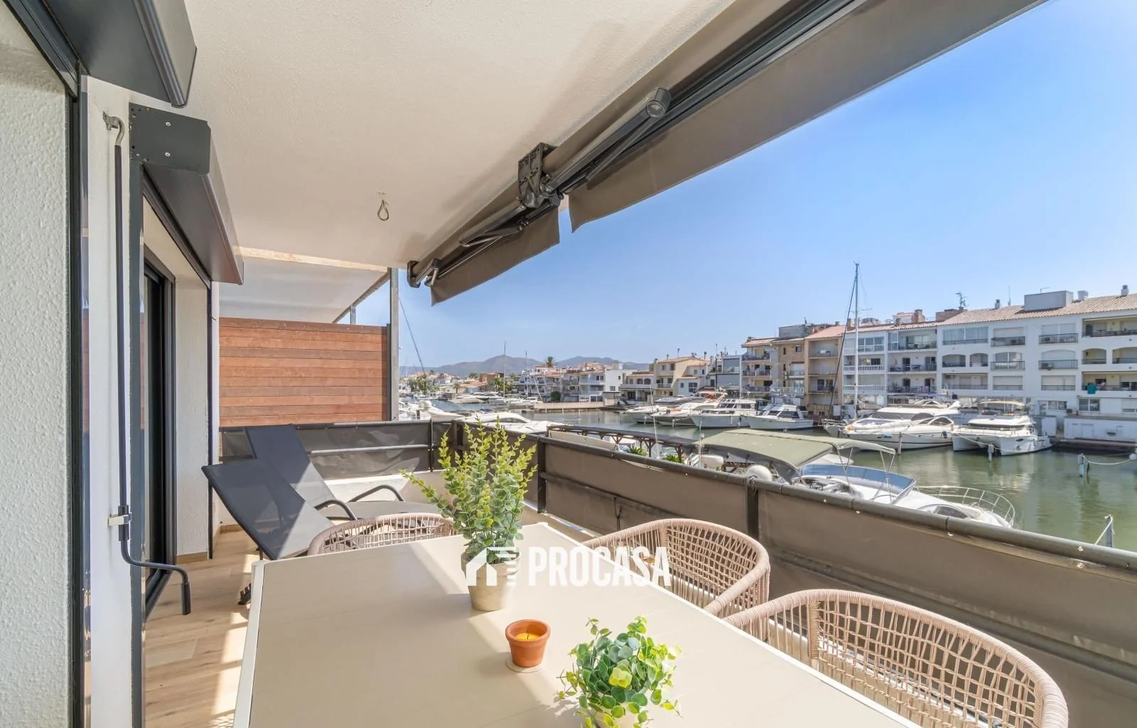 1 - venda apartamento a praia ao pé empuriabrava catalunha espanha
