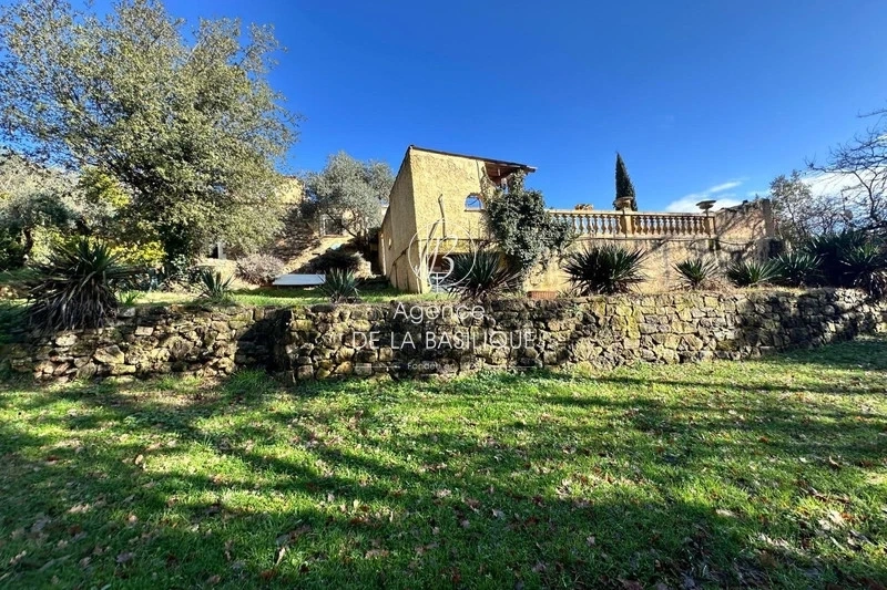 2 - venta casa seillons-source-d'argens var francia