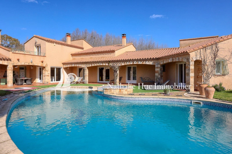 Propriedade com piscina