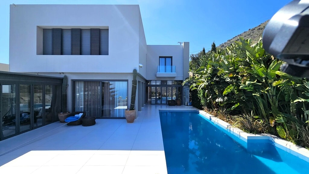 1 - sea view house for sale in pláka crete greece