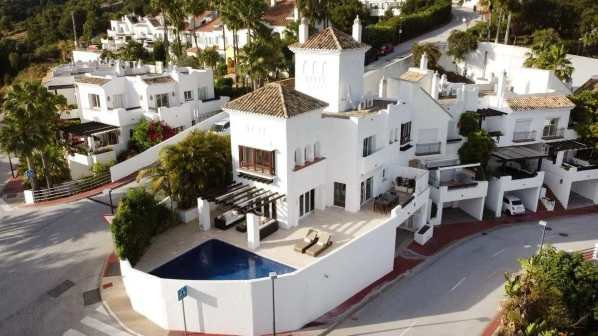 1 - venta casa istan andalucía españa