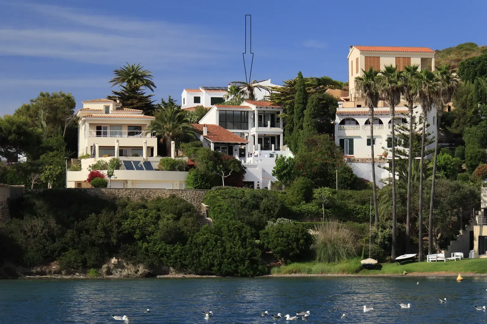 1 - vente maison pieds dans l'eau cala llonga minorque - baléares espagne