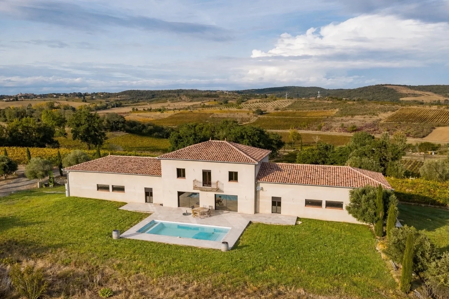 2 - estate for sale in carcassonne aude france