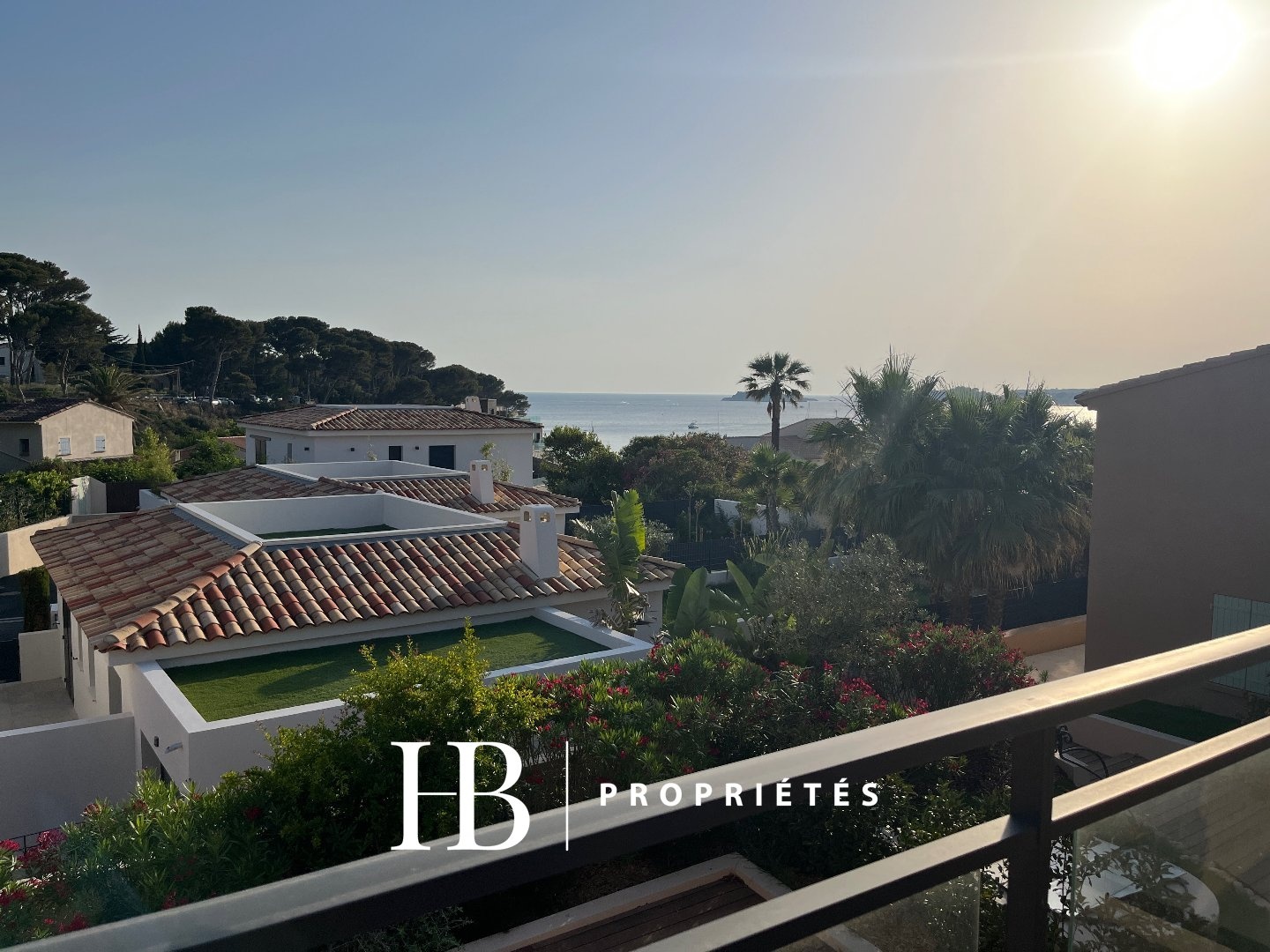 2 - venta propiedad vista al mar sanary sur mer var francia