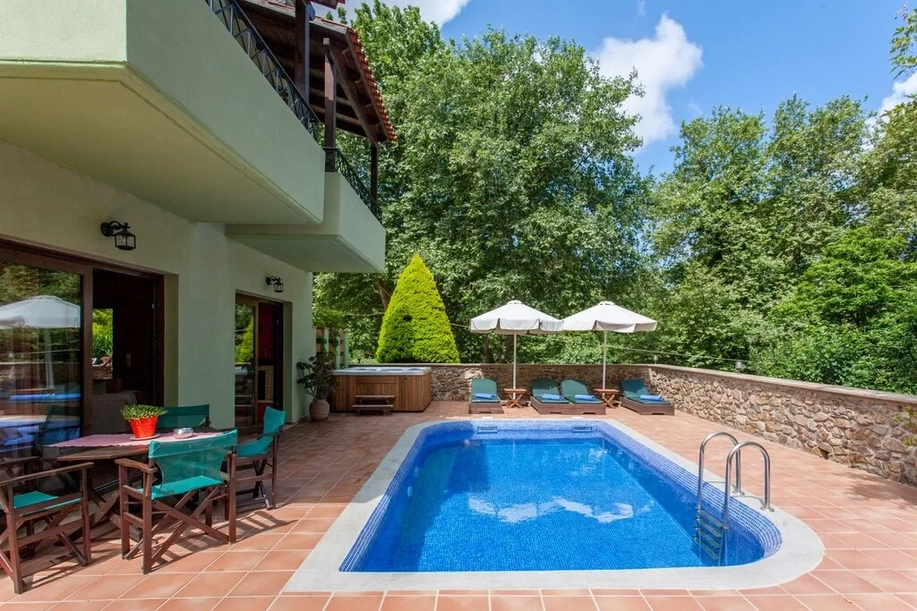 1 - vente maison élos crète grèce