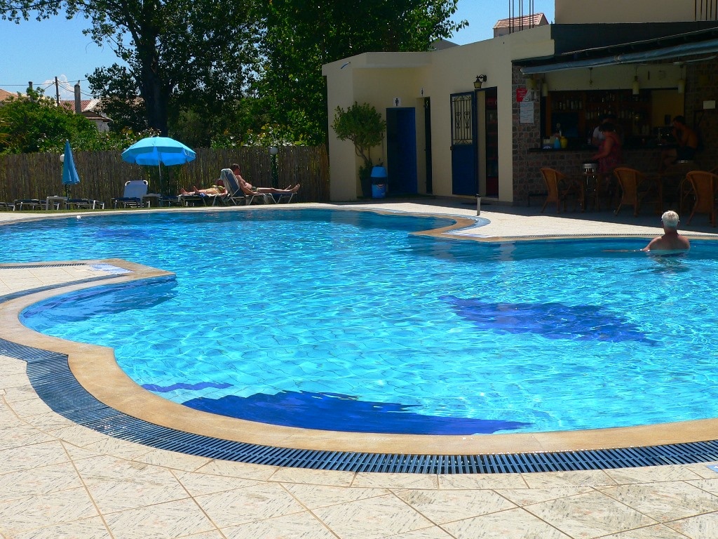 1 - venda espaço comercial a praia ao pé corfu ilhas jónicas grécia