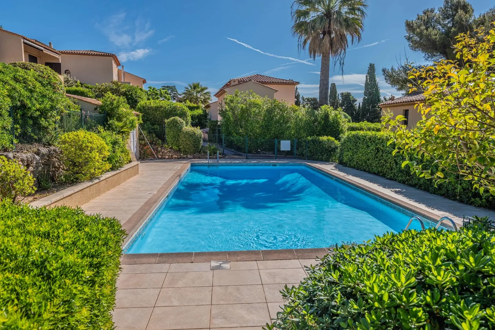 2 - продажа дом вид моря sainte-maxime вар франция