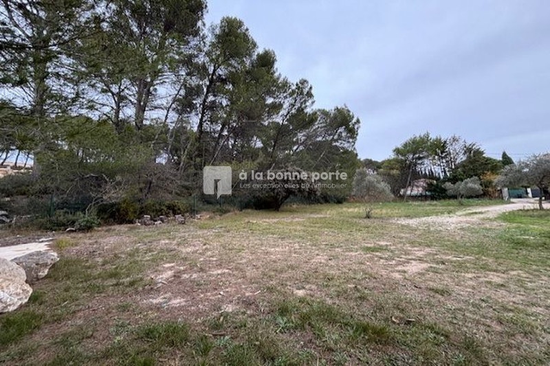 1 - plot of land for sale in ventabren bouches-du-rhône france