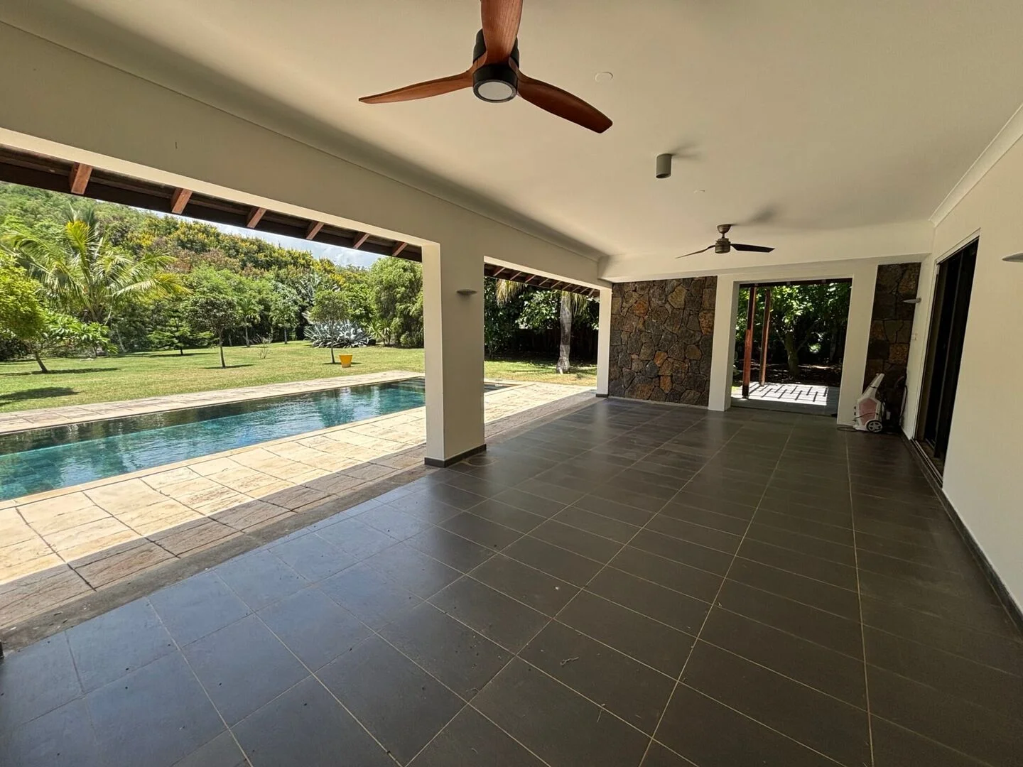 2 - vente maison rivière noire rivière noire île maurice