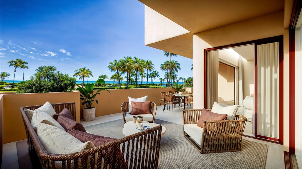 Apartamento frente al mar con piscina
