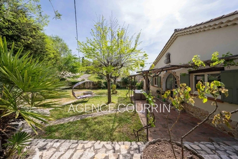 Casa con 4 dormitorios
