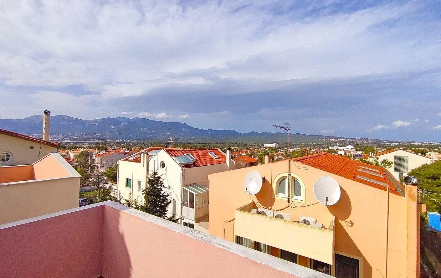 2 - venta casa nea erythraia ática grecia