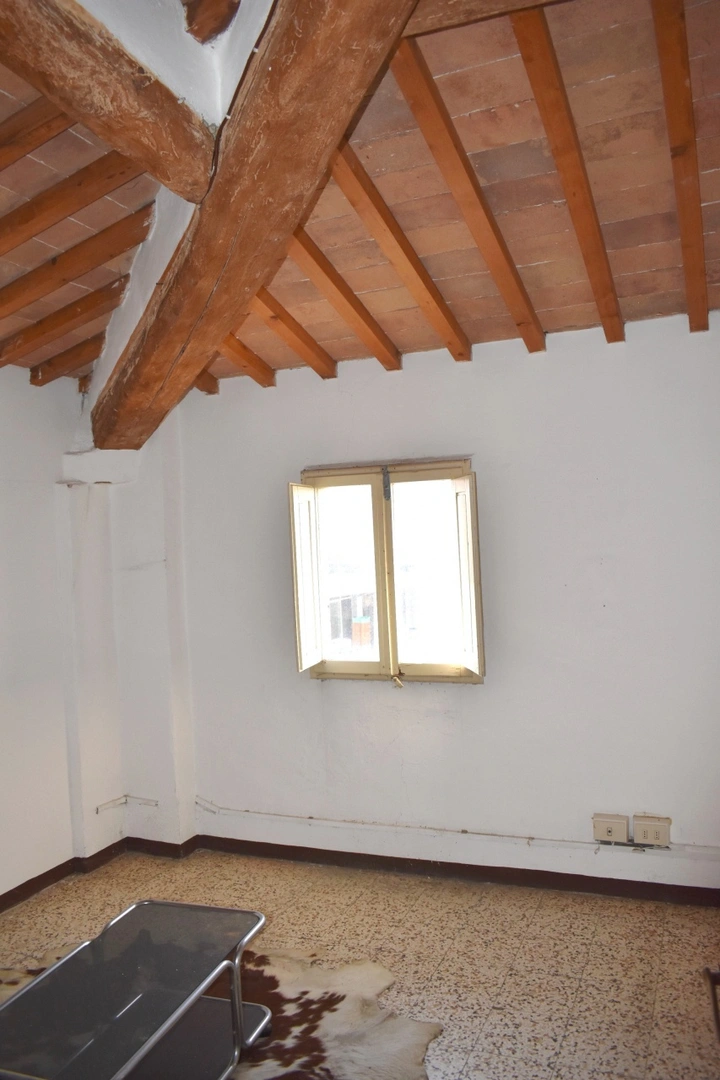 2 - venta propiedad gambassi terme toscana italia