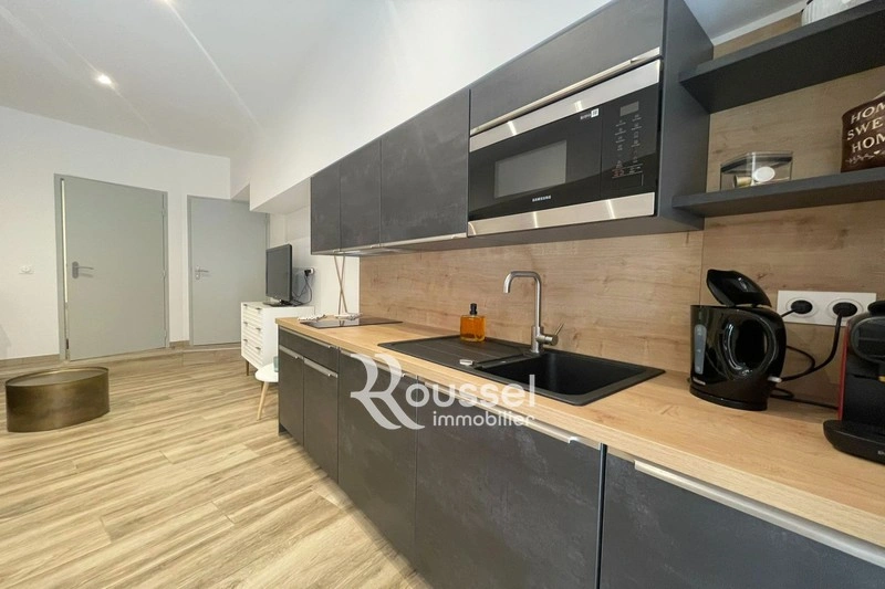 2 - venta casa poussan hérault francia