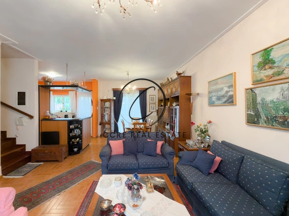 2 - verkoop huis marousi attica griekenland