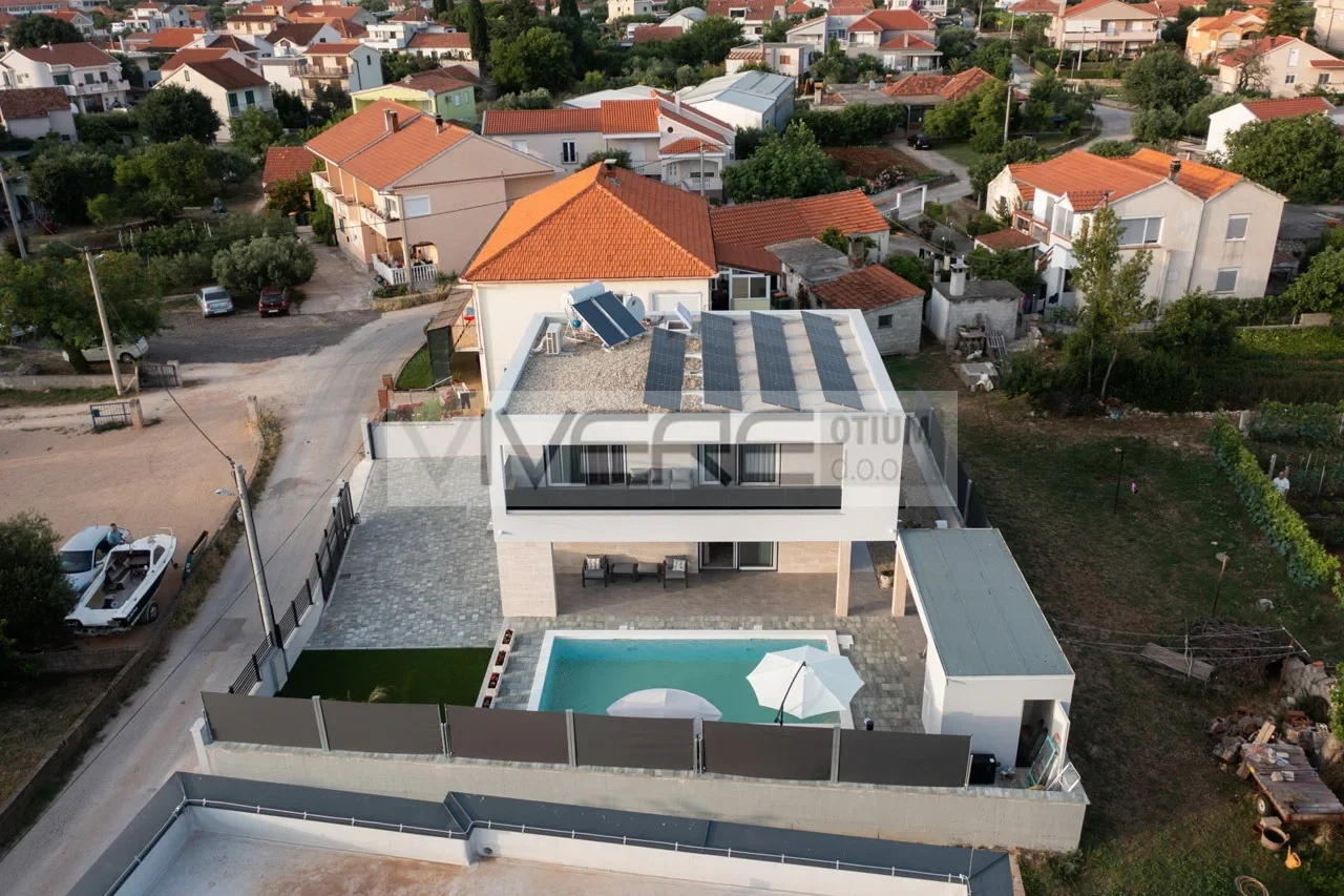 2 - vendita casa spiaggia a piedi sukošan regione zaratina croazia