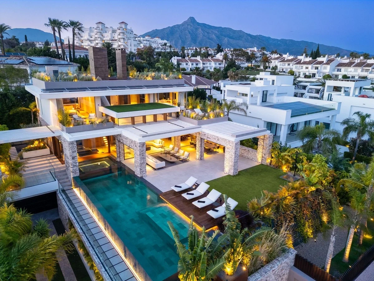 1 - vendita villa vista mare nueva andalucia andalusia spagna
