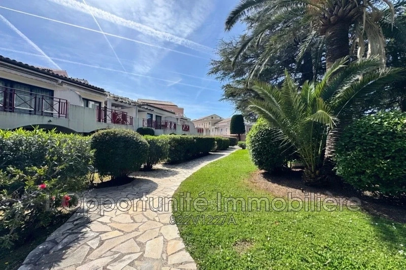 Apartamento con piscina