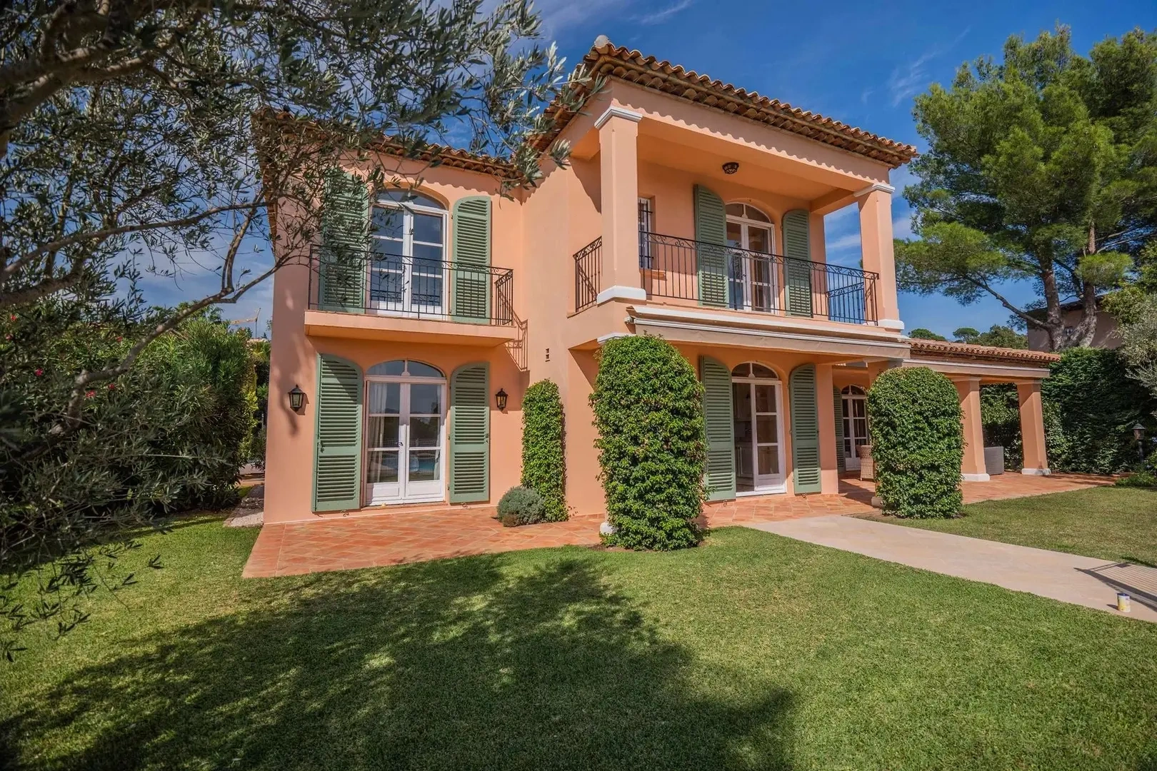 2 - affitto vacanze casa grimaud var francia