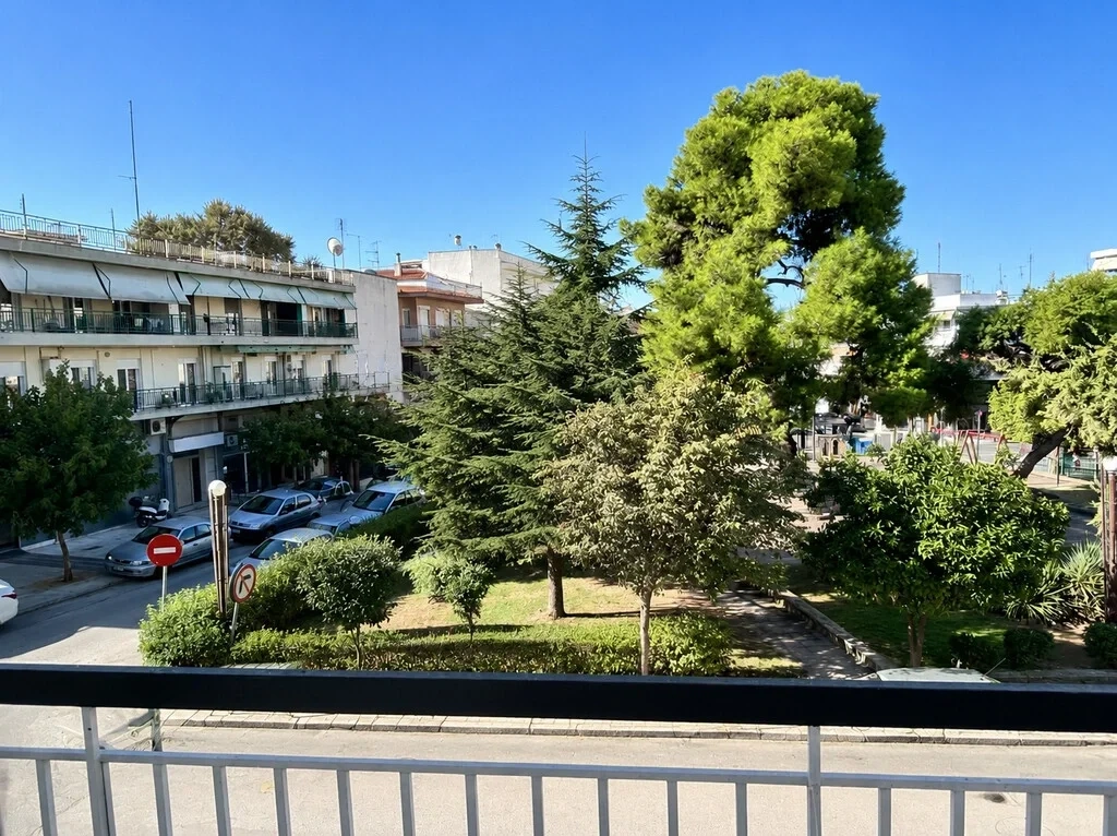 1 - verkoop appartement strand to voet kalamariá centraal-macedonië griekenland