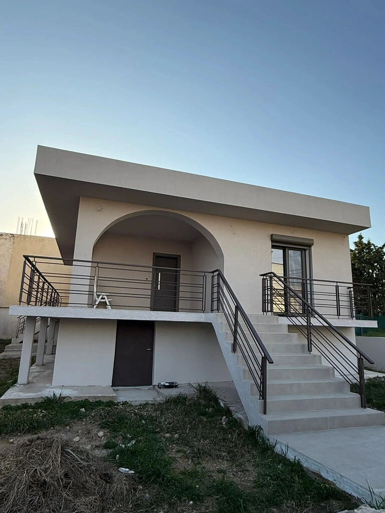 1 - venta casa a pie de playa spata-artemida ática grecia